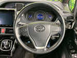 VOXY HYBRID