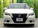CROWN sedan hybrid