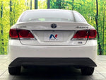 CROWN sedan hybrid