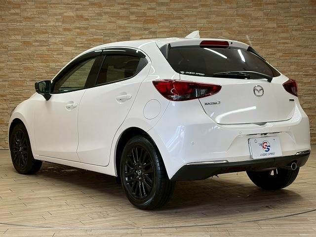 MAZDA2