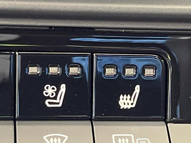 CROWN CROSSOVER