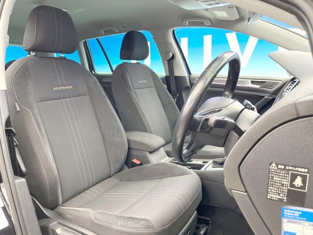 VOLKSWAGEN GOLF Alltrack