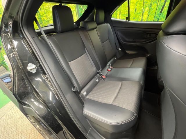 YARIS CROSS HYBRID
