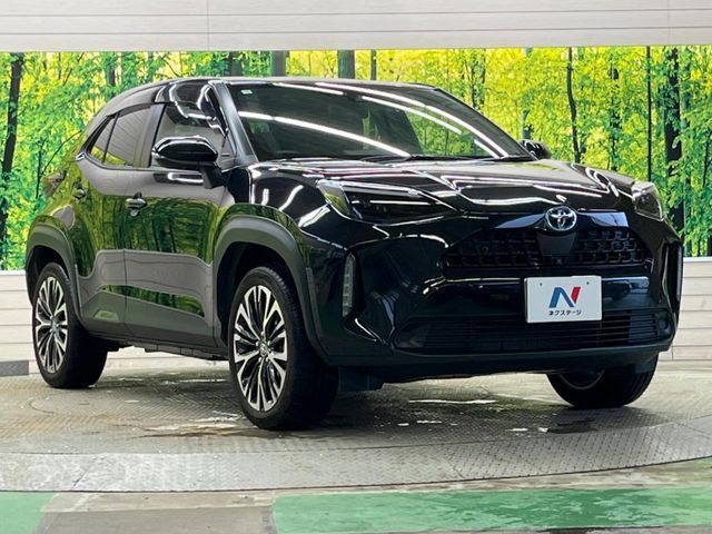 YARIS CROSS HYBRID
