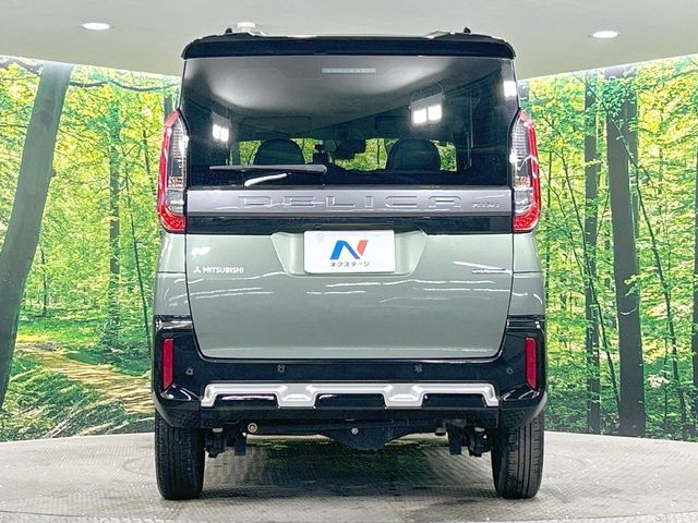 DELICA MINI