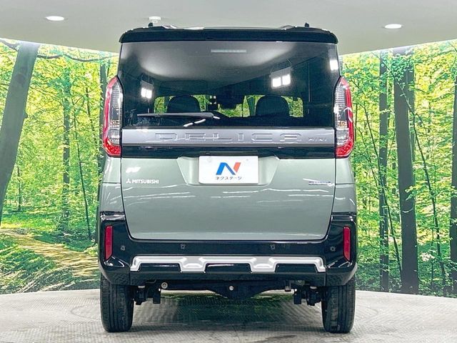 DELICA MINI