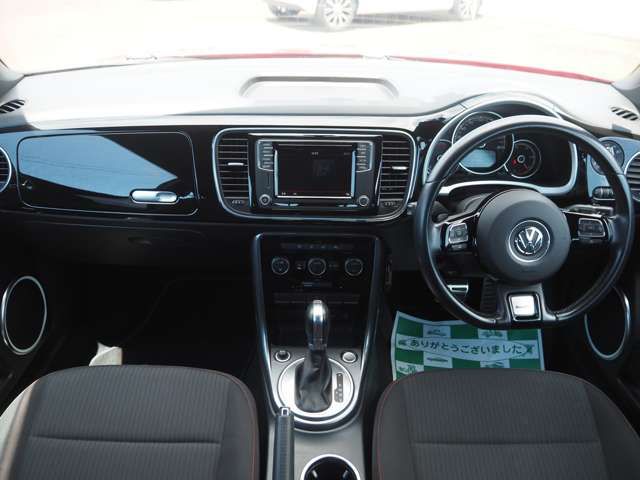 VOLKSWAGEN The BEETLE