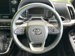 VOXY HYBRID