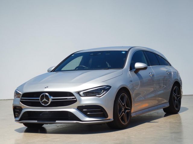 MERCEDES AMG CLA Shooting Brake