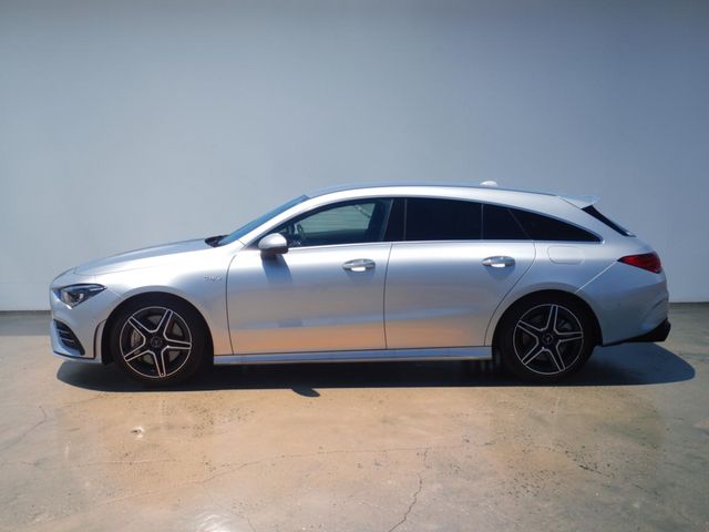 MERCEDES AMG CLA Shooting Brake