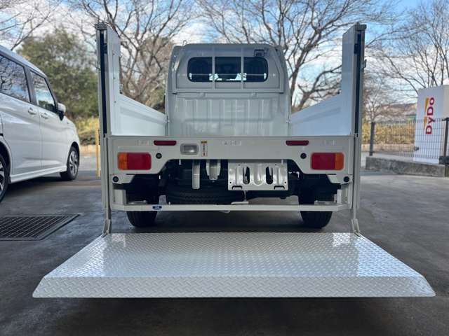CARRY truck 4WD