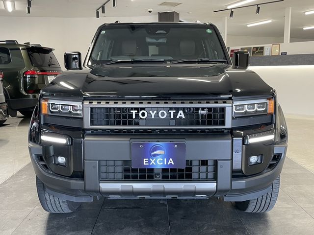 LANDCRUISER 250
