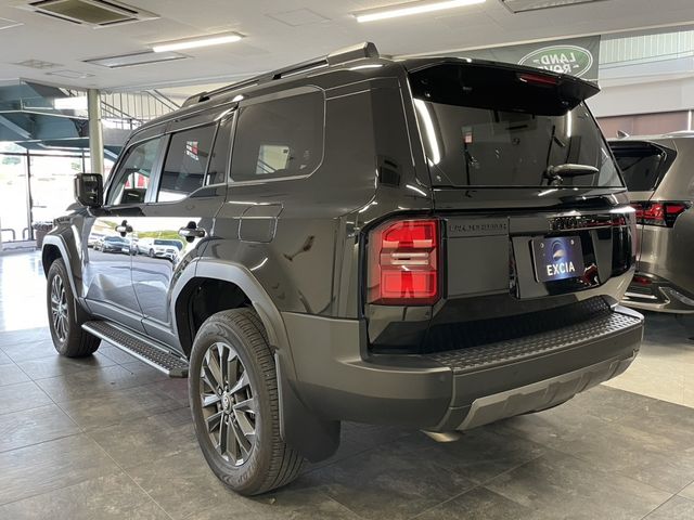 LANDCRUISER 250