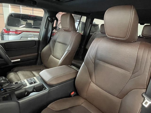 LANDCRUISER 250