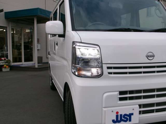 NV100 CLIPPER