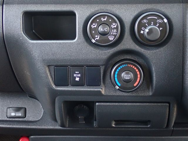 HIACE van 1.15t 2WD
