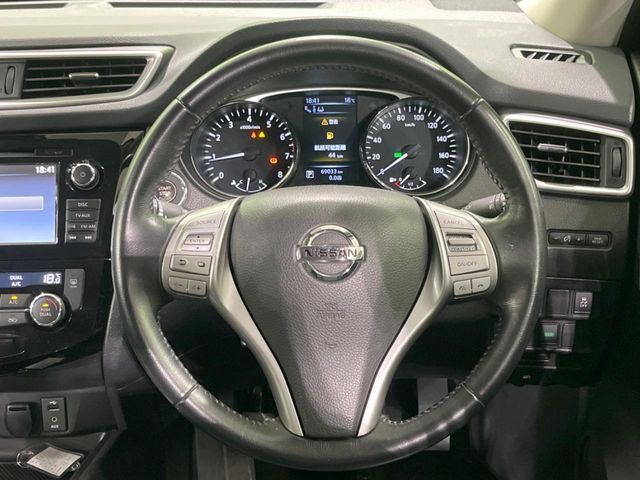 X-TRAIL 4WD