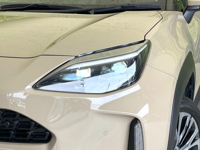 YARIS CROSS HYBRID