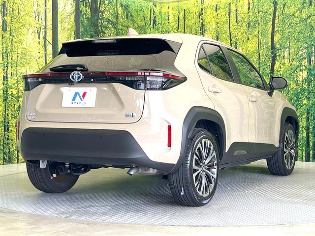 YARIS CROSS HYBRID