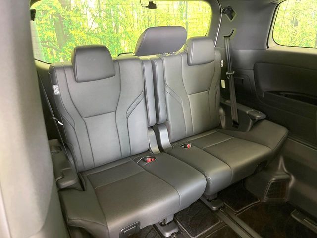 ALPHARD hybrid