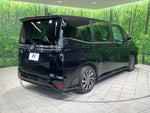 VOXY HYBRID