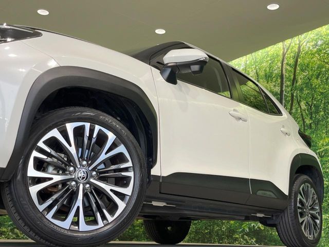 YARIS CROSS HYBRID