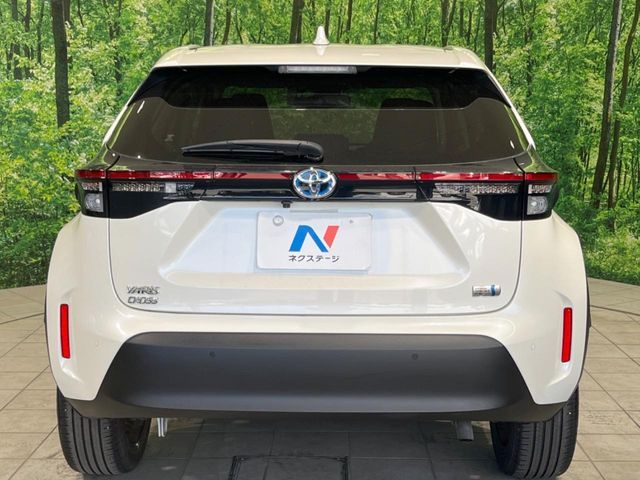 YARIS CROSS HYBRID