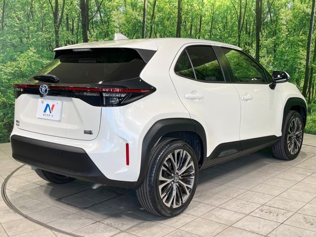 YARIS CROSS HYBRID