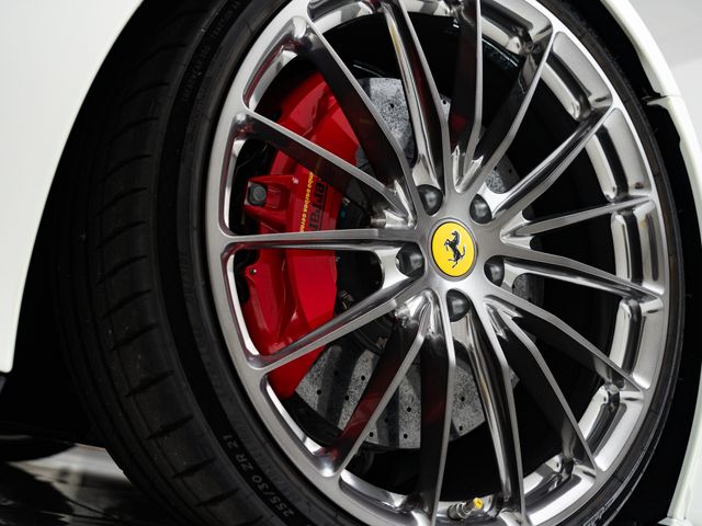 FERRARI F12