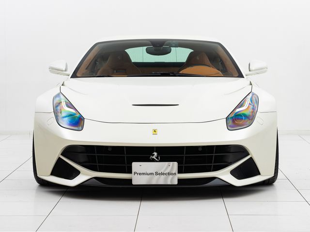 FERRARI F12