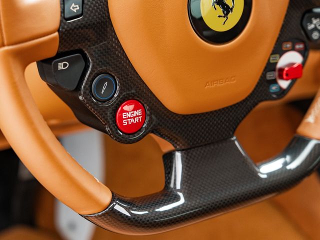 FERRARI F12