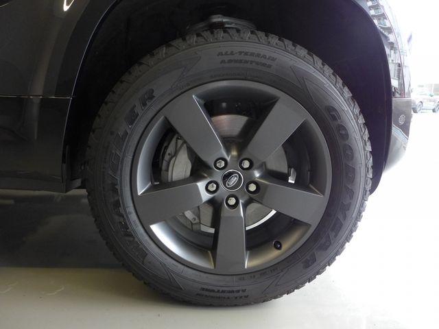 ROVER DEFENDER