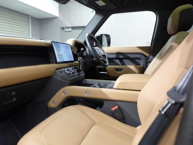 ROVER DEFENDER