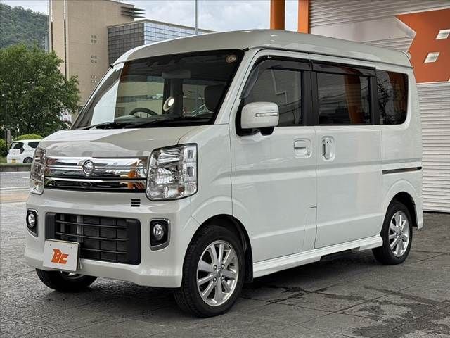 NV100 CLIPPER RIO