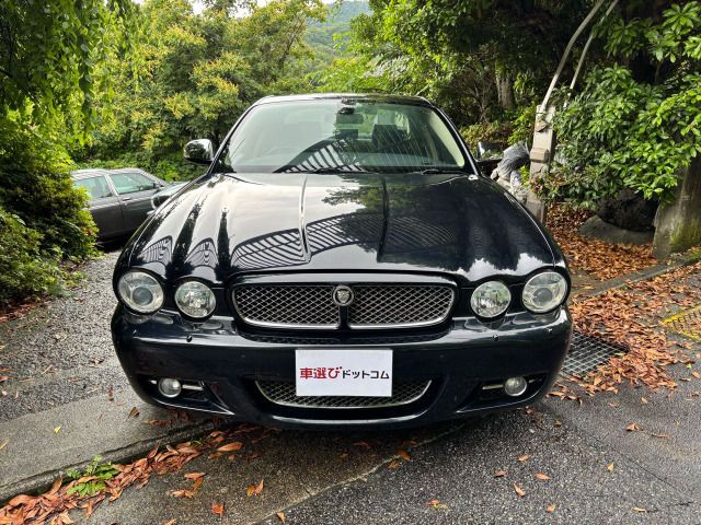 JAGUAR XJseries sedan