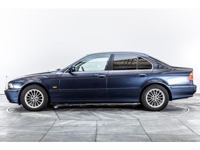 BMW 5series sedan