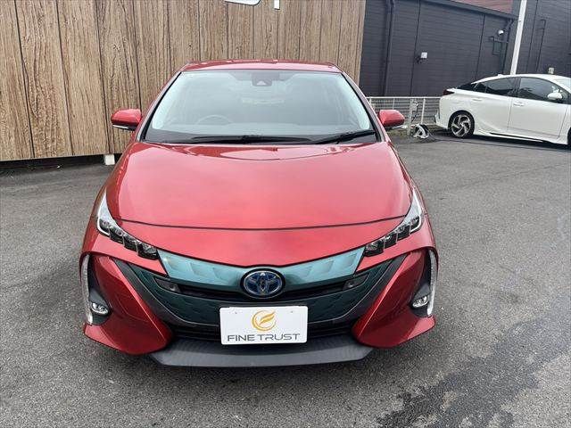 PRIUS PHV