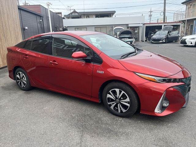 PRIUS PHV