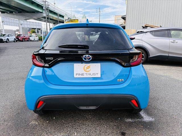 YARIS HYBRID
