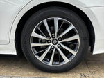 CROWN sedan hybrid