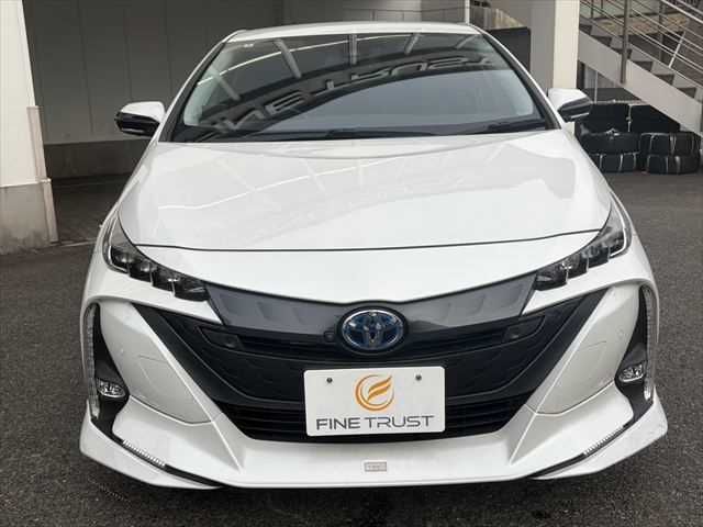 PRIUS PHV