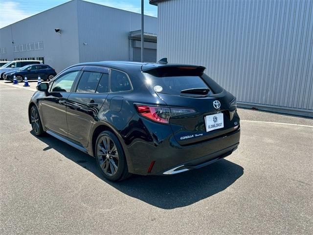 COROLLA TOURING HYBRID