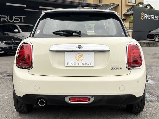 MINI COOPER 5DOOR