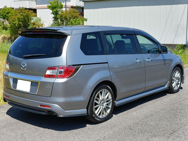 MPV 4WD