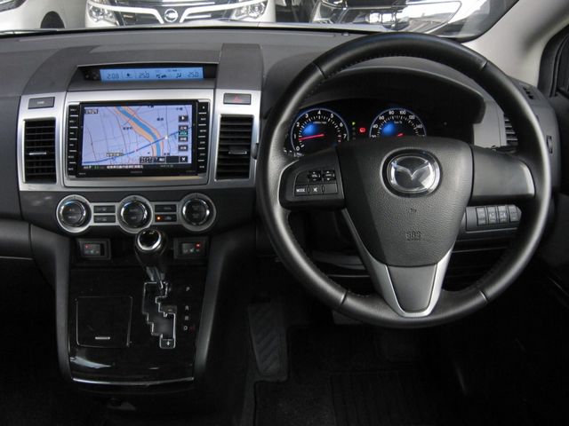 MPV 4WD