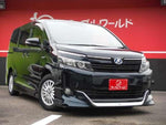 VOXY HYBRID