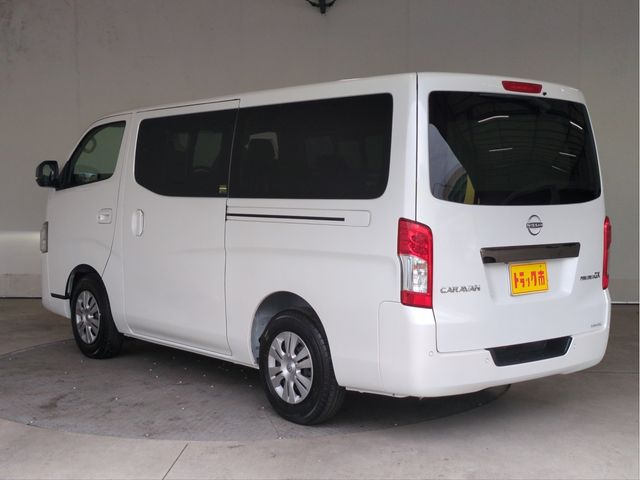 CARAVAN van 2WD