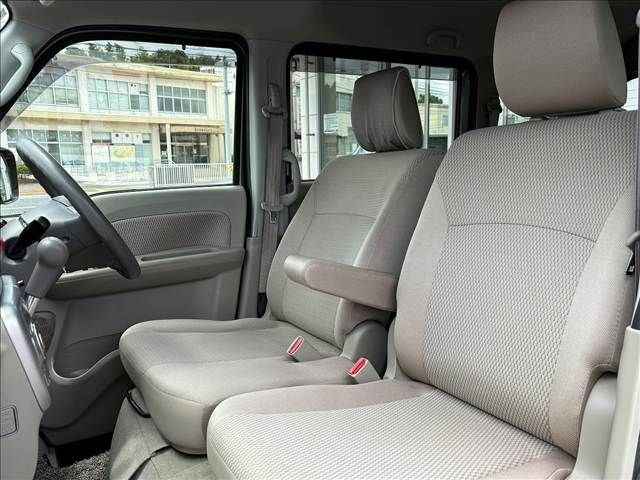 NV100 CLIPPER RIO 4WD