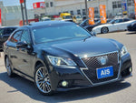 CROWN sedan hybrid