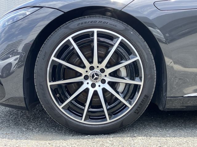 MERCEDES BENZ EQS